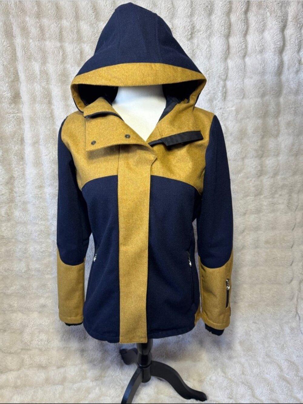 Dale of Norway “Stryn” Women's Jacket Weatherproof Made In Italy Small